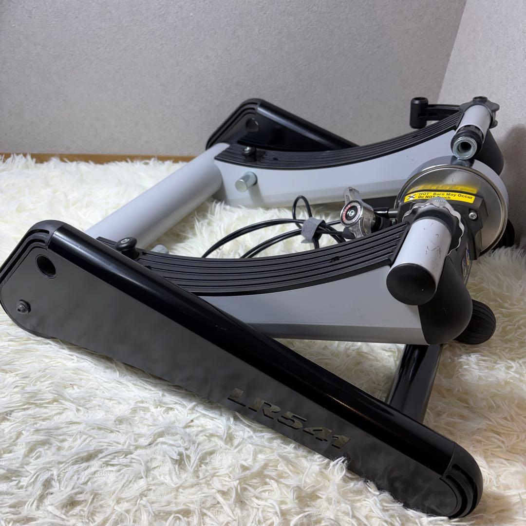 極美品 MINOURA LiveRide LR541 ミノウラ サイクルトレーナ