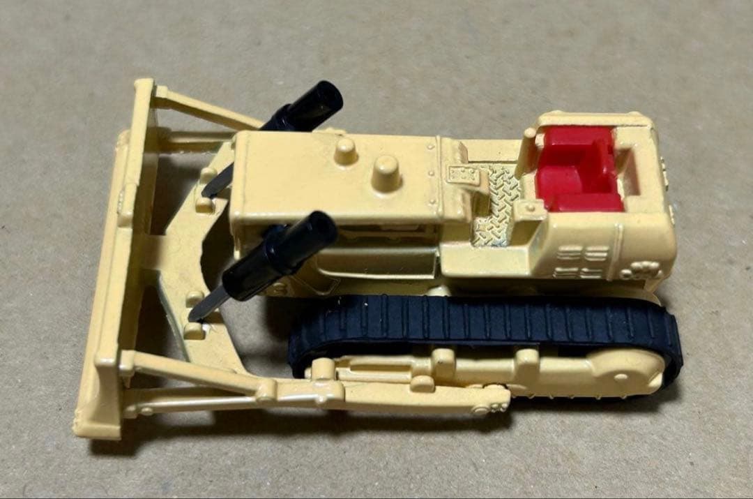 トミカ コマツ ブルドーザー D65A スーパーギフト 小松