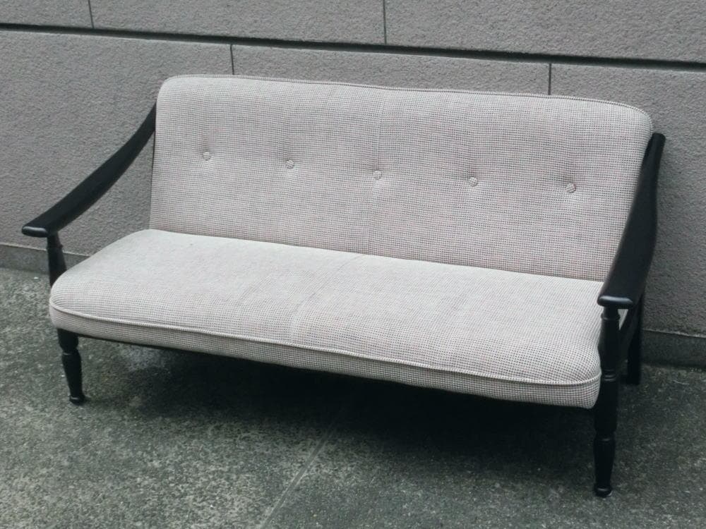 まあまあ美品　カリモク　ソファ　チターノ　幅145cm　２人掛け 〜 ３人掛け