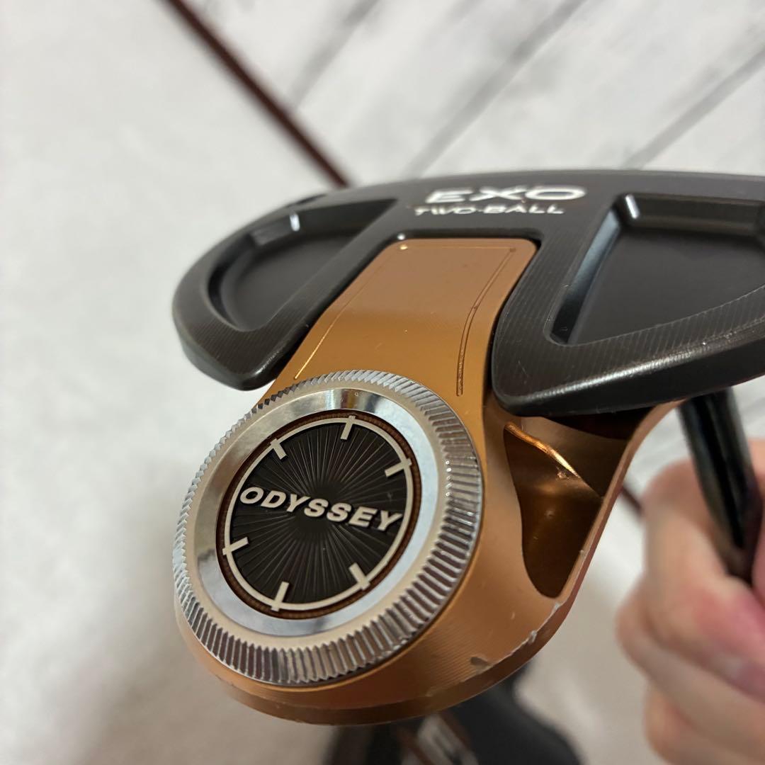 ODYSSEY EXO TWO-BALL パター 限定モデル