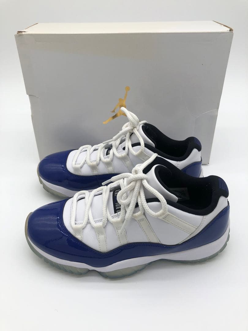 シューズ(男性用) NIKE WMNS Air Jordan11 Low AH7860-100