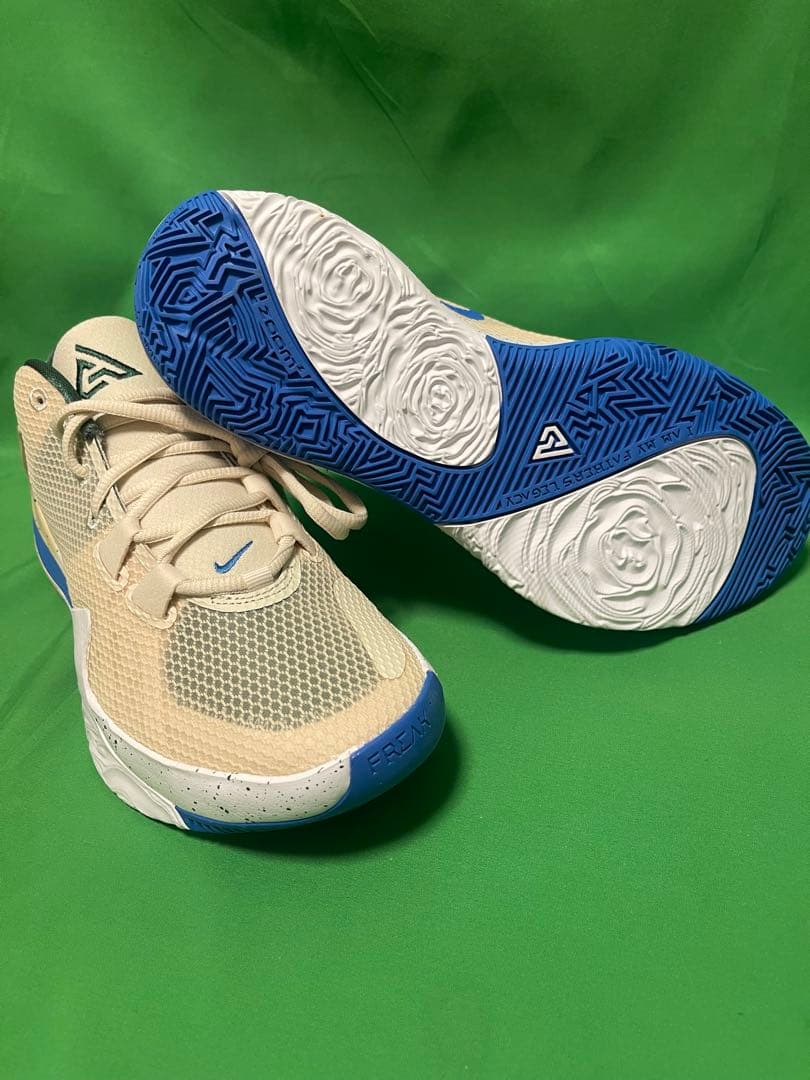 ナイキ ズームフリーク 26.0Nike Zoom Freak 1 新品未使用
