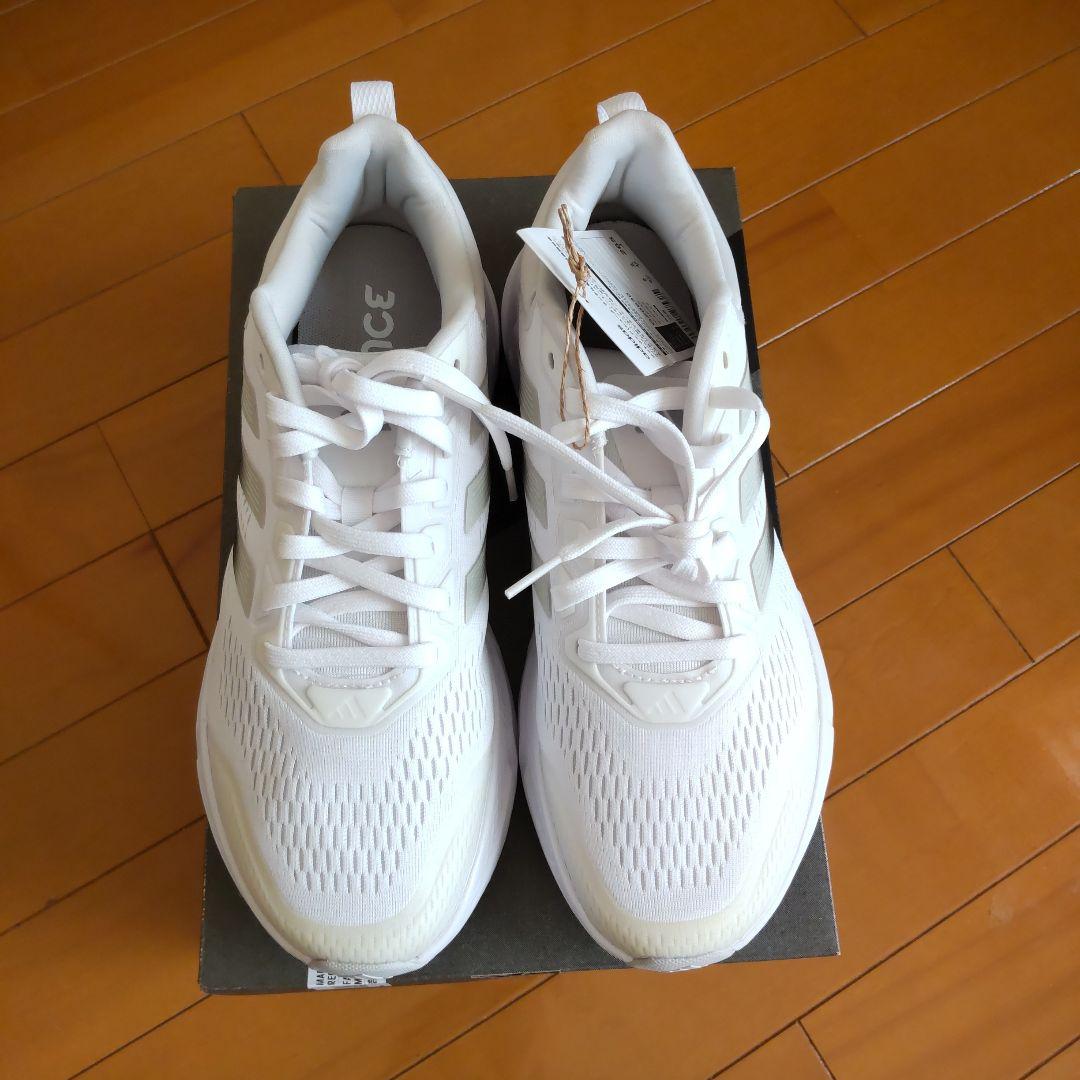 アディダス クエスター ランニングシューズ 26.5cm