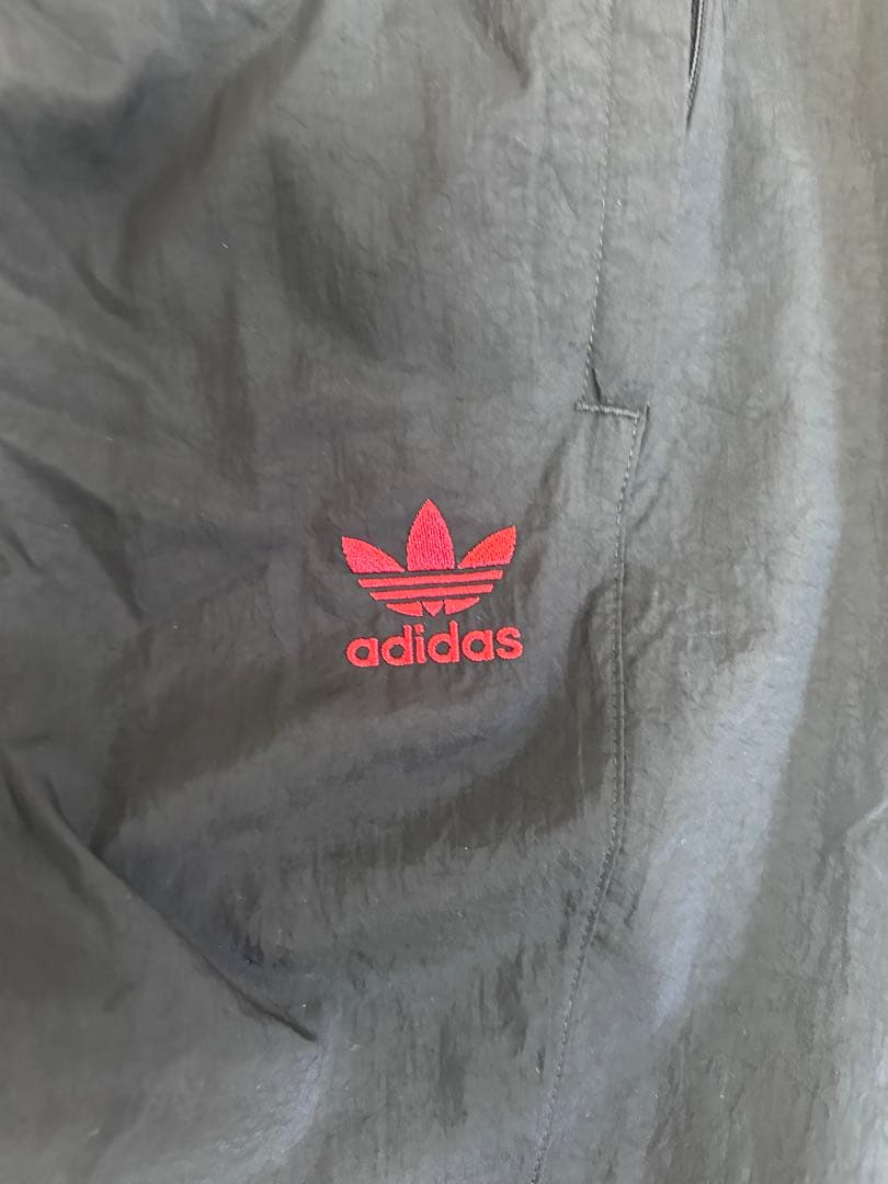 シ*カ様 新品未使用 adidas マンチェスター・ユナイテッド トラックパンツ
