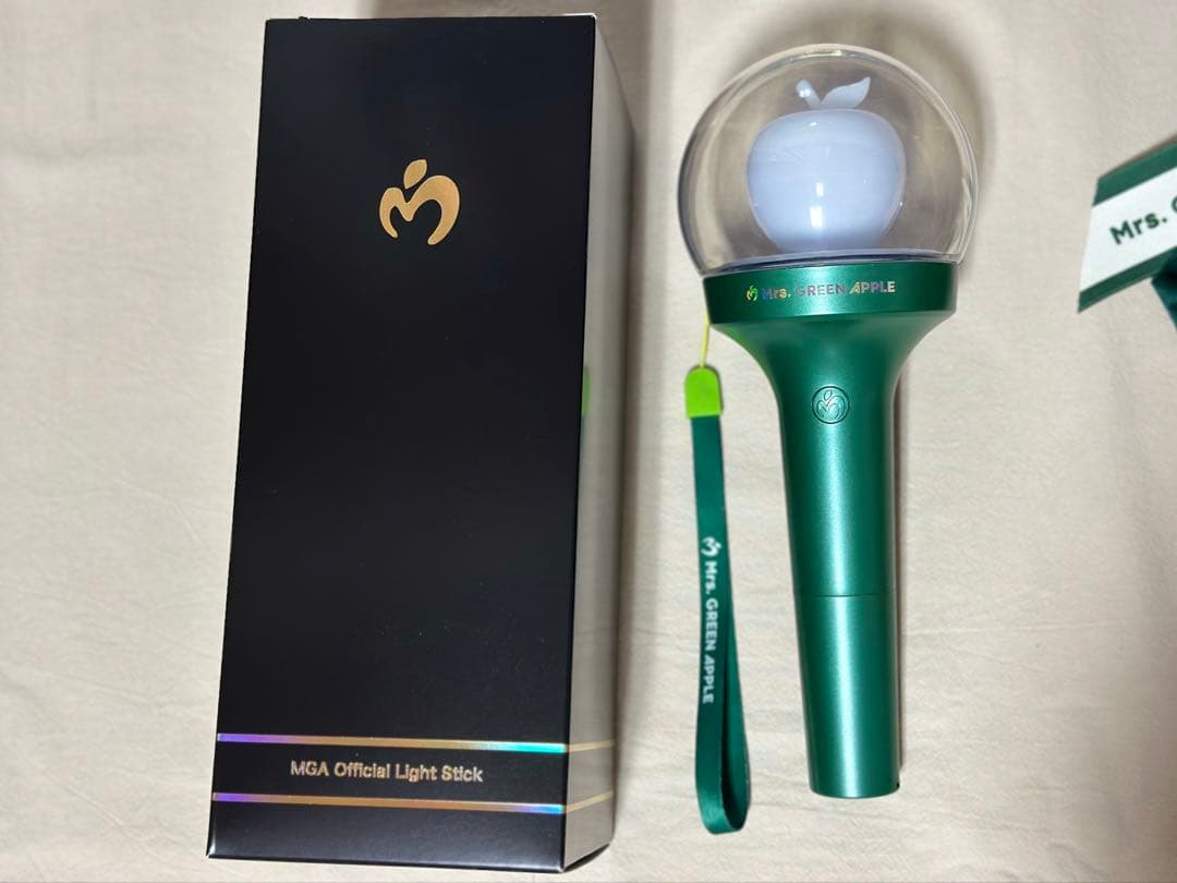Mrs. GREEN APPLE ペンライト　メメル　リボンシュシュ　ケース