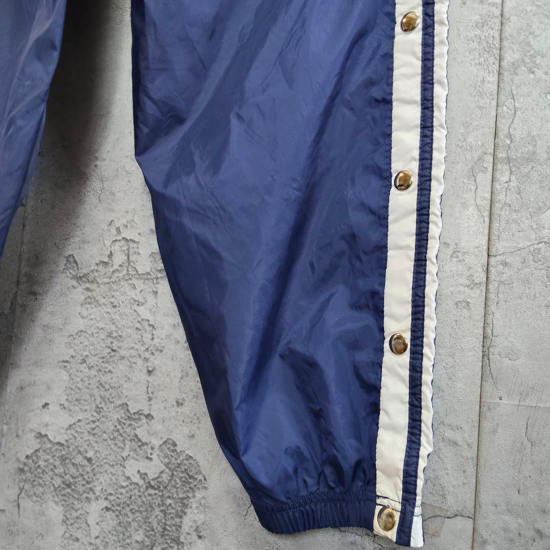 ヴィンテージ adidasナイロンパンツ　3本線　シャカシャカ　トラックパンツ