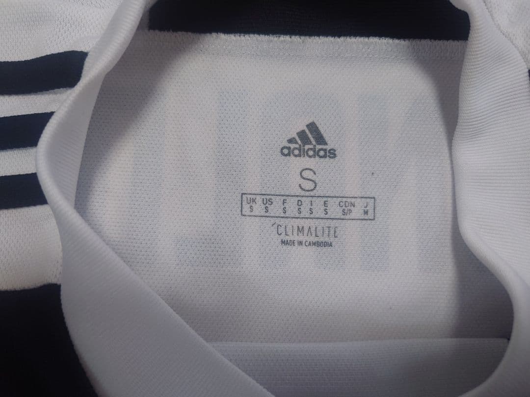 【 adidas ユーベ CR7 】ユニフォーム（ M size ）