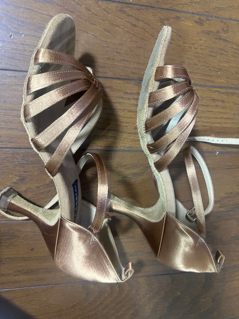 ケント　社交ダンスシューズ　ラテン23.5センチ