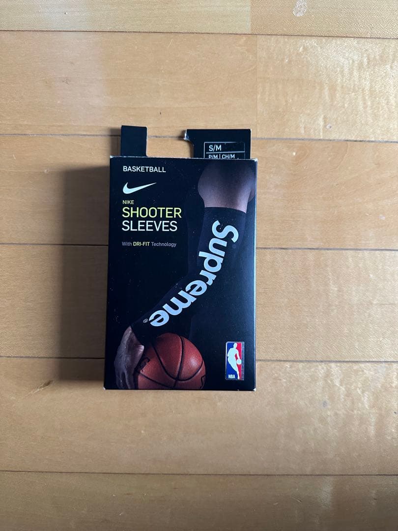 ウォーキング・ランニングウェア Supreme/NBA/NIKE Shooting sleeve -Black
