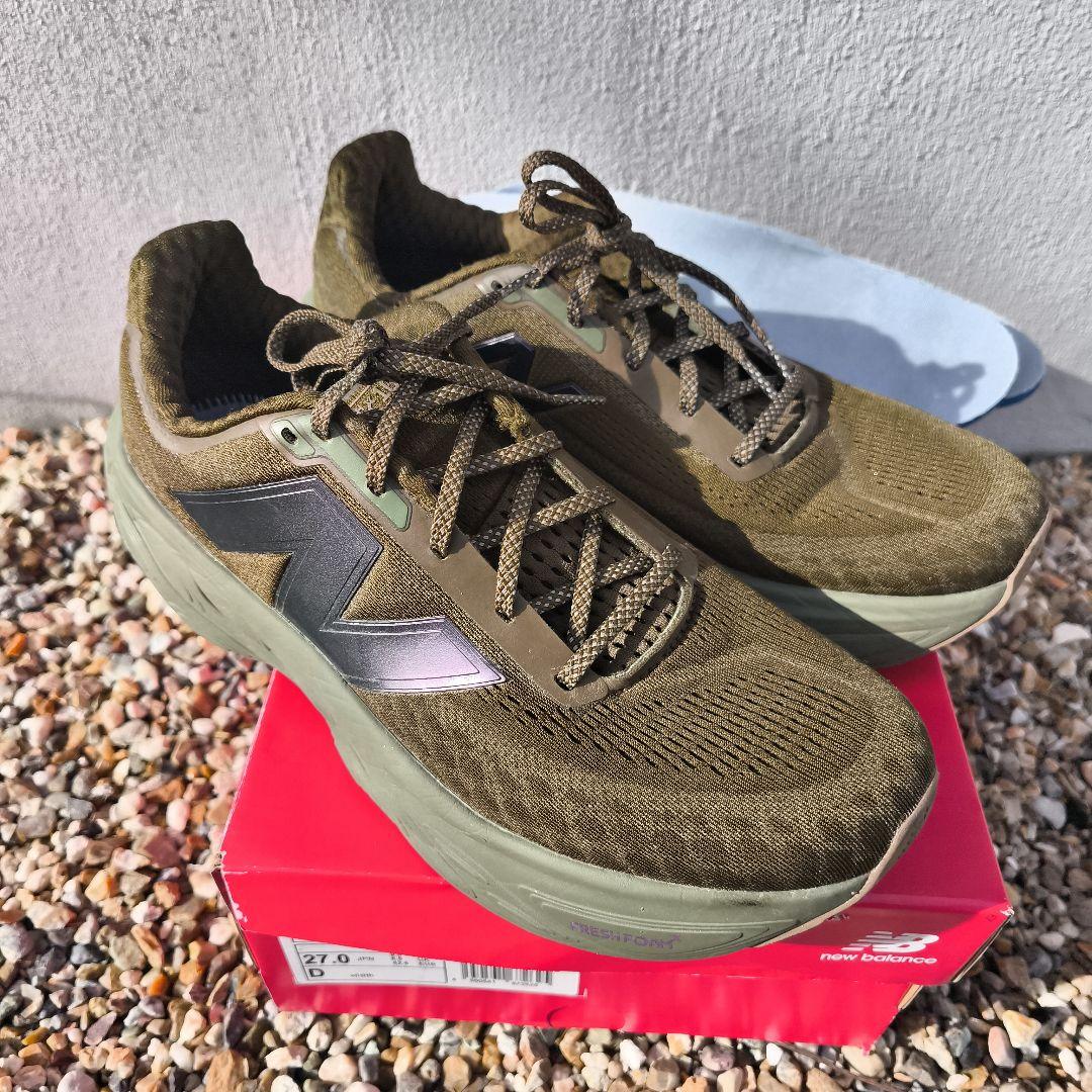 New Balance M108014S ランニングシューズ 27センチ