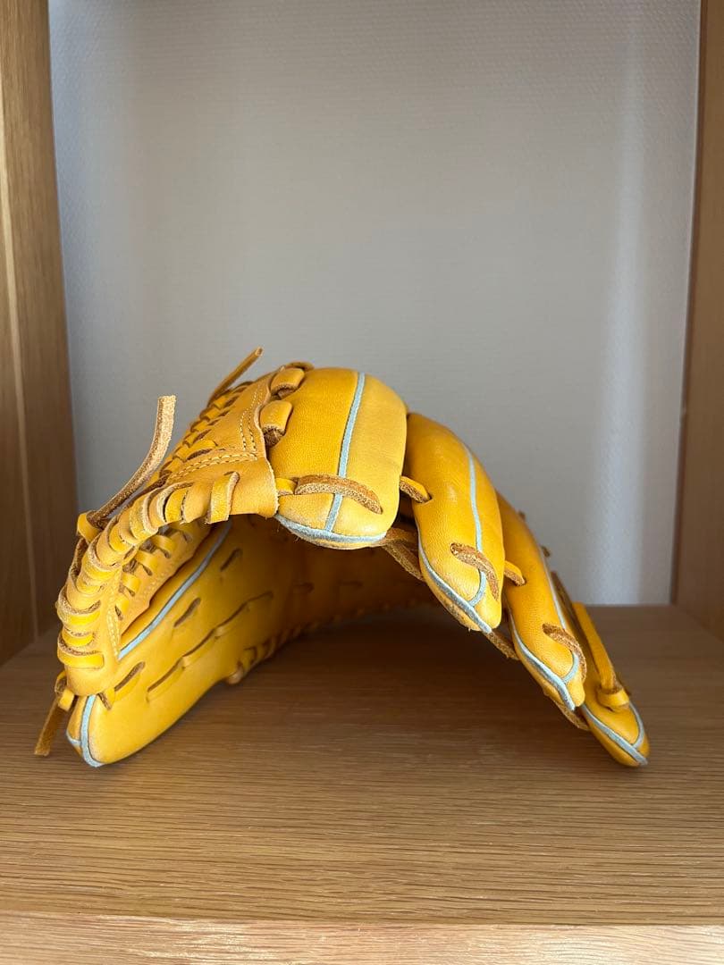 くー　Mizuno BuwLeague 軟式用グローブ イエロー