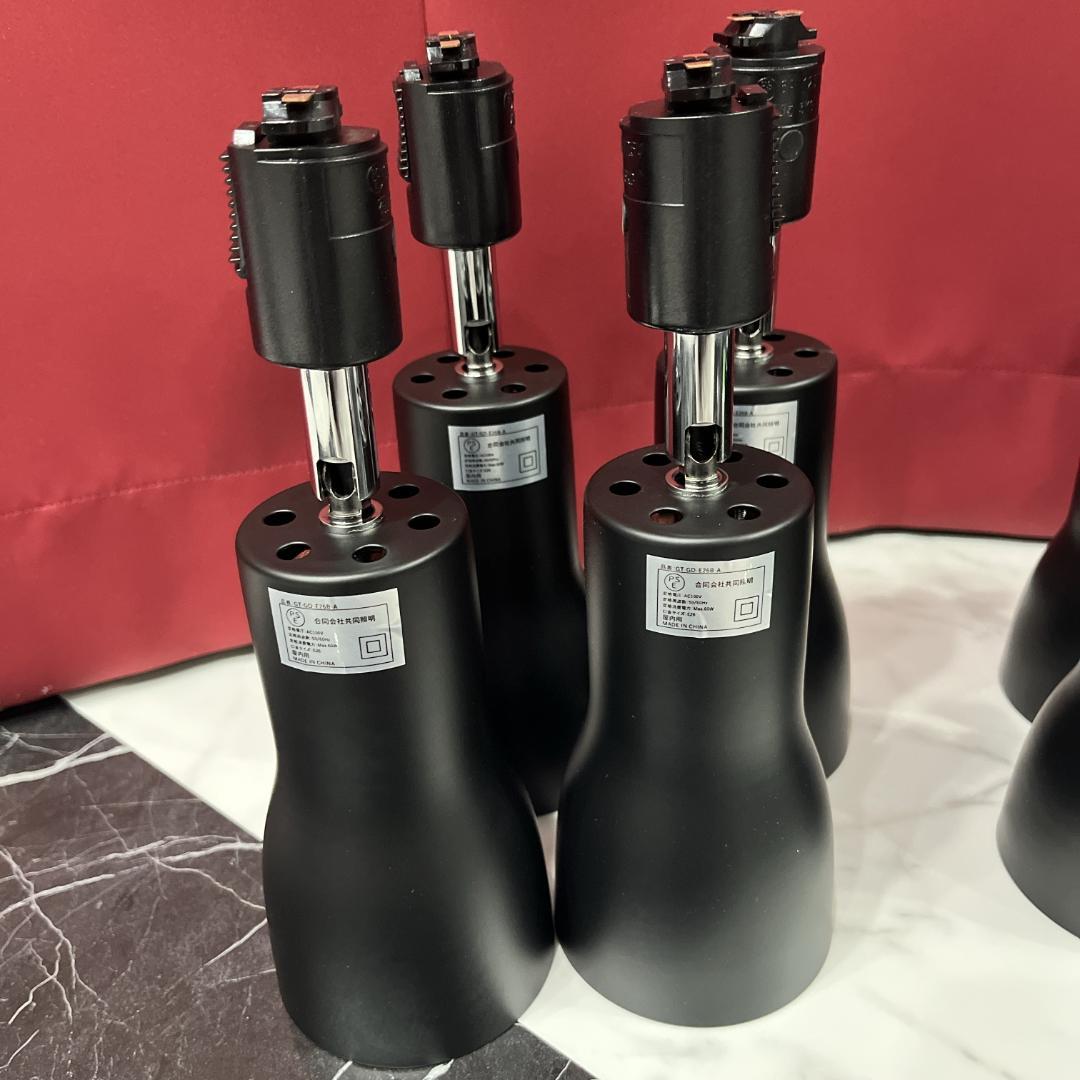 11個セット スポットライト E26 LED電球付 40W ダクトレール 黒