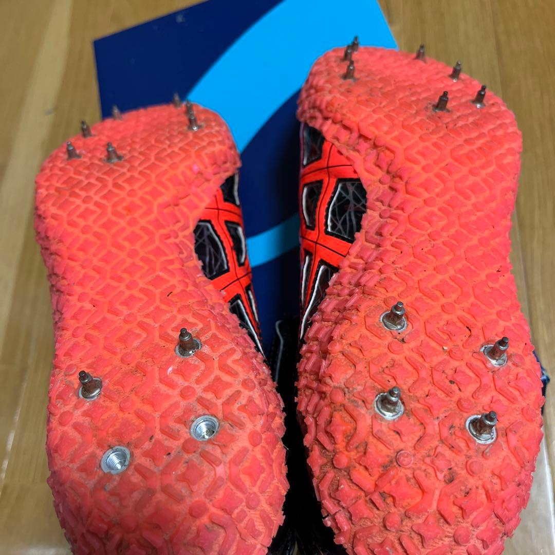 少し汚れはありますがほぼ新品。針2本ありません。