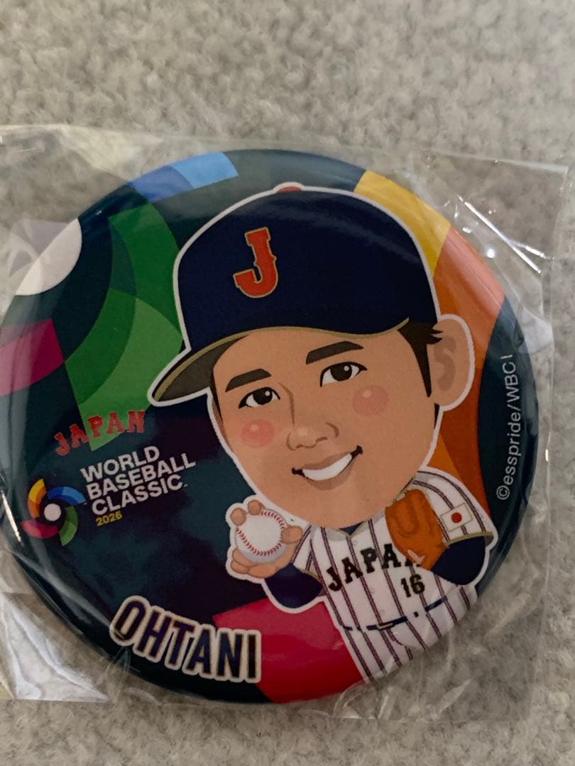 大谷翔平　WBC2026缶バッチ 2個 ジャガードフェイスタオル1枚