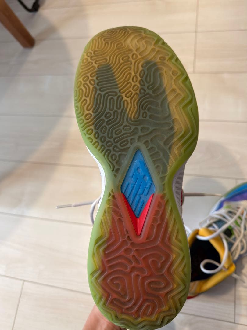 カワイレナード newbalanceバスケットボールシューズ ジュリーランチャー