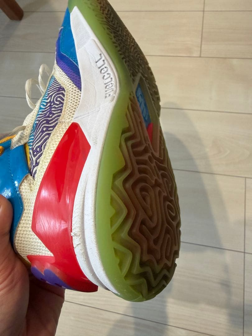 カワイレナード newbalanceバスケットボールシューズ ジュリーランチャー