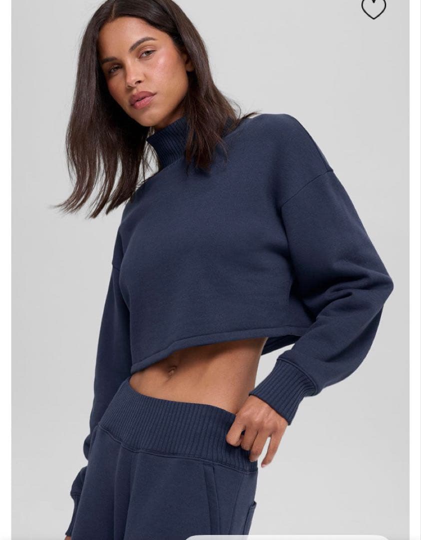 ヨガ・ピラティス ALO Cropped Serenity Coverup -Navy