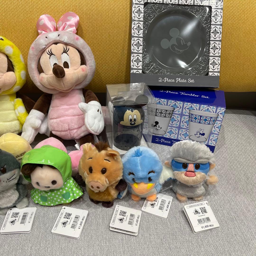 Ｈ★ディズニーストア★ラッキーバッグ★18点まとめ売り★ぬいぐるみ★イヤリング