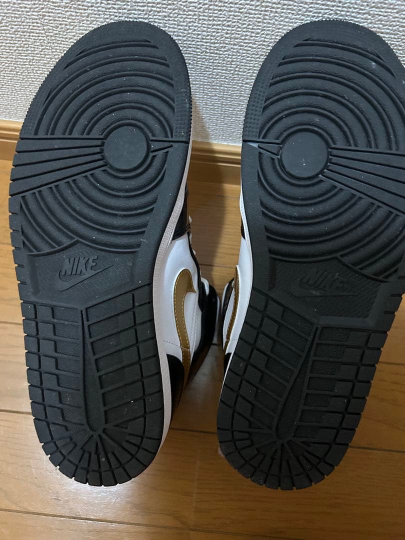 シューズ(男性用) Nike Air Jordan 1 mid se