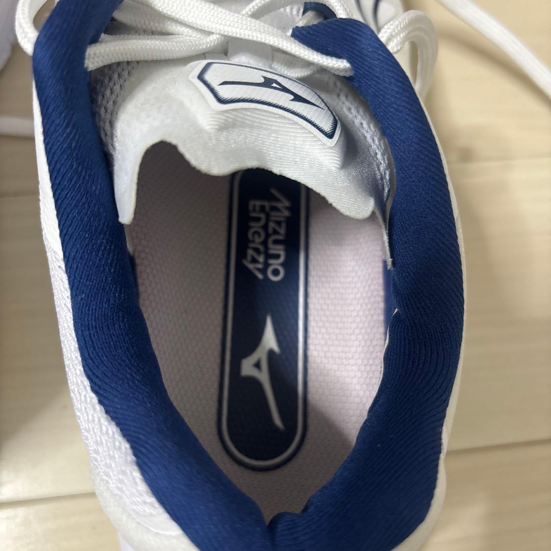 MIZUNO WAVE LIGHTNING Z8 ウェーブライトニングZ8