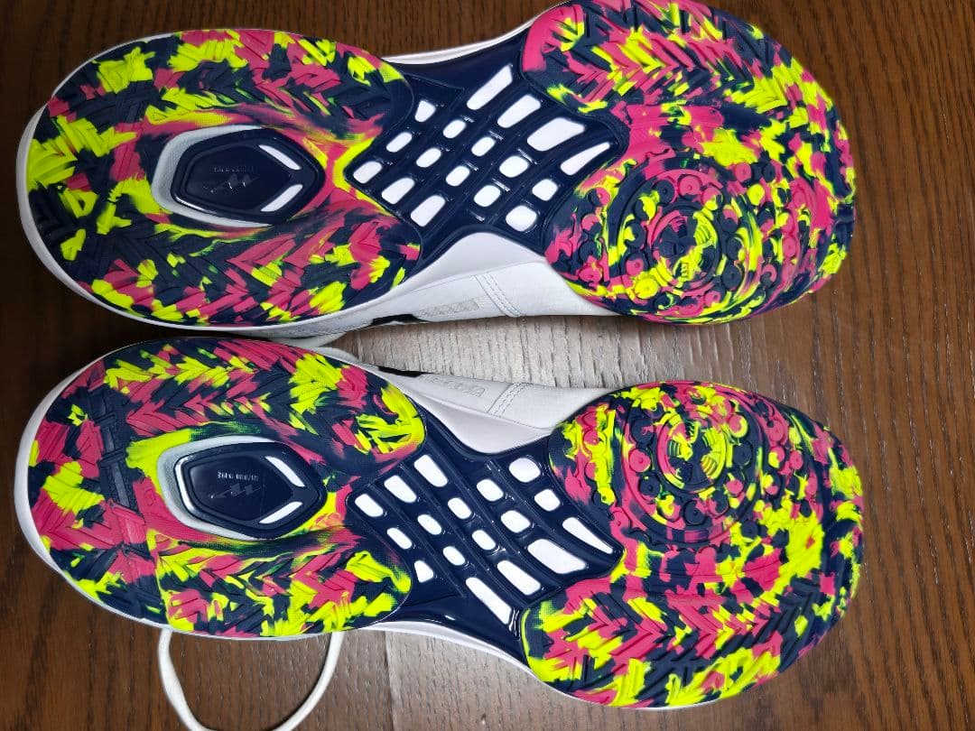 Mizuno バドミントンシューズ　ウェーブクロー4