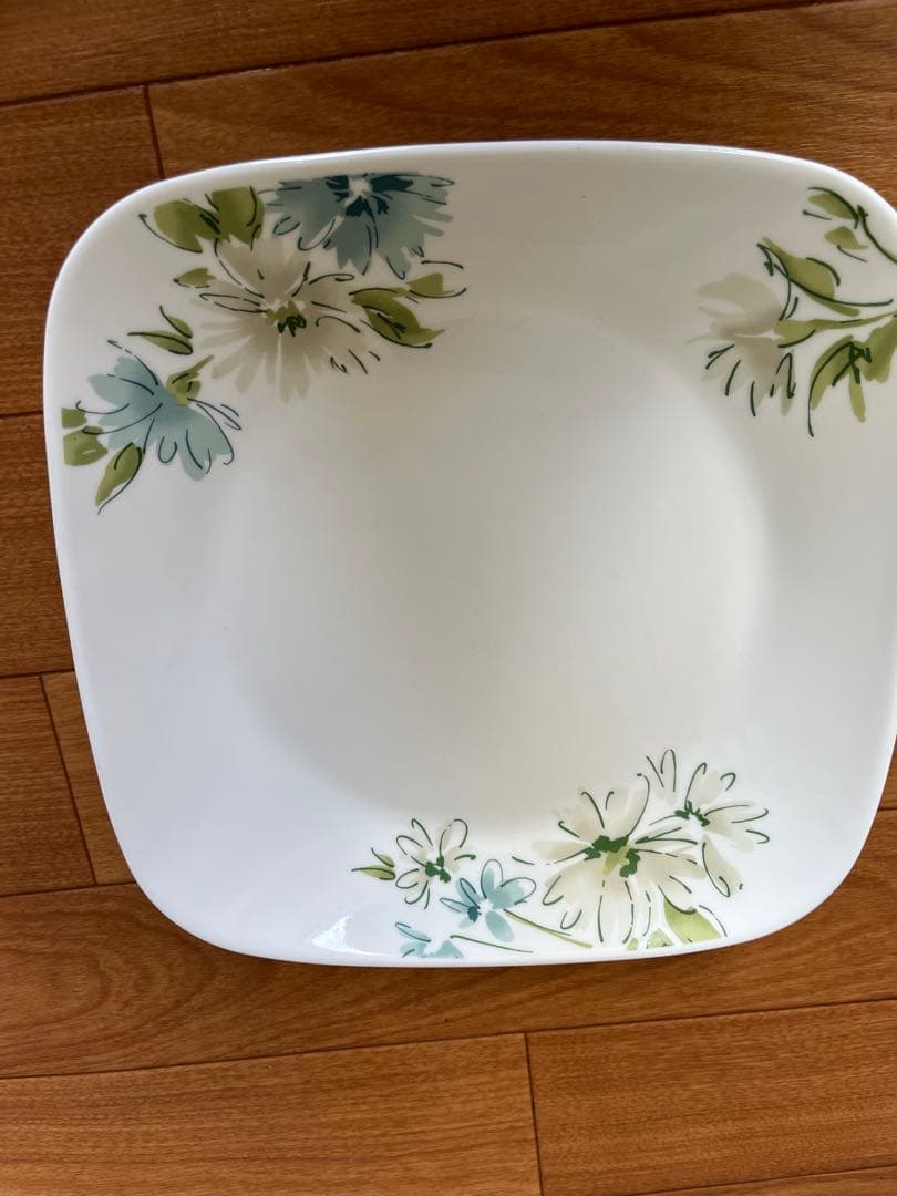 花柄デザインの陶器製皿3点セット