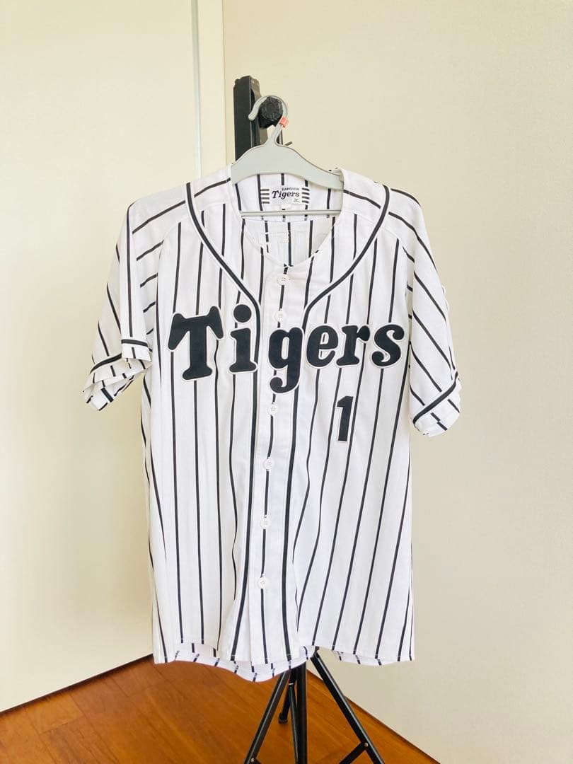 ミズノ 阪神タイガース　鳥谷　ユニフォーム　メンズM 鳥谷敬　 刺繍 ミズノ製