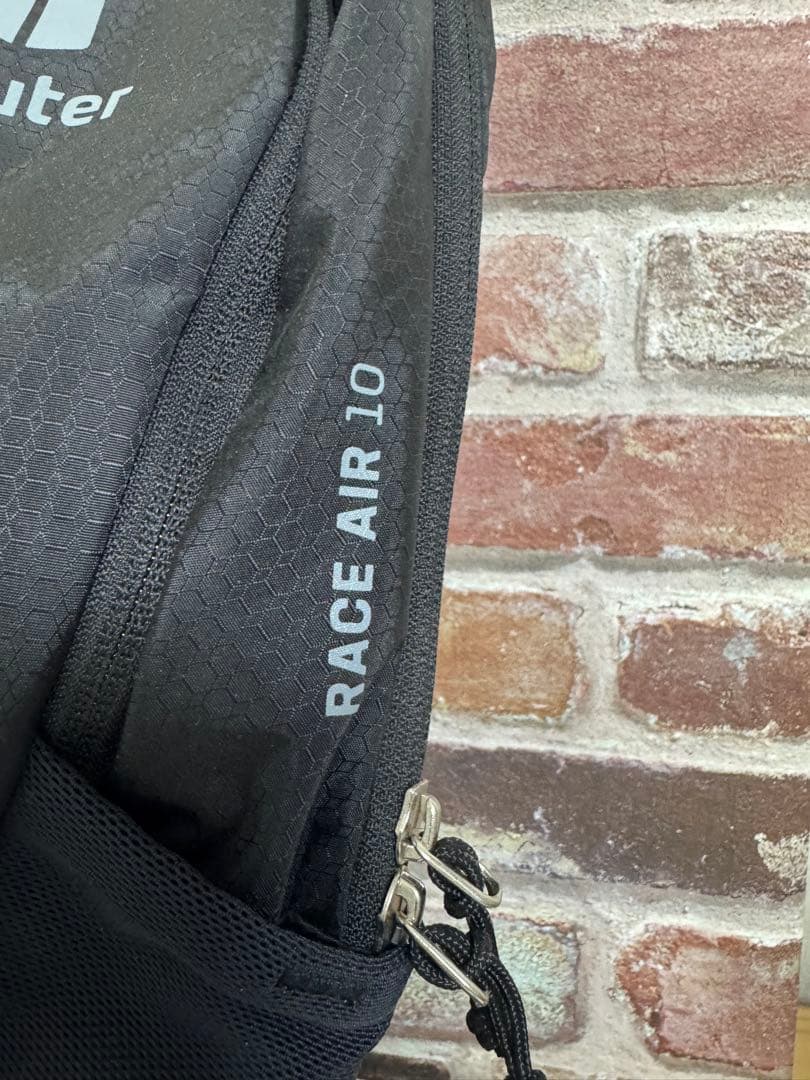 deuter RACE AIR 10 バックパック ブラック