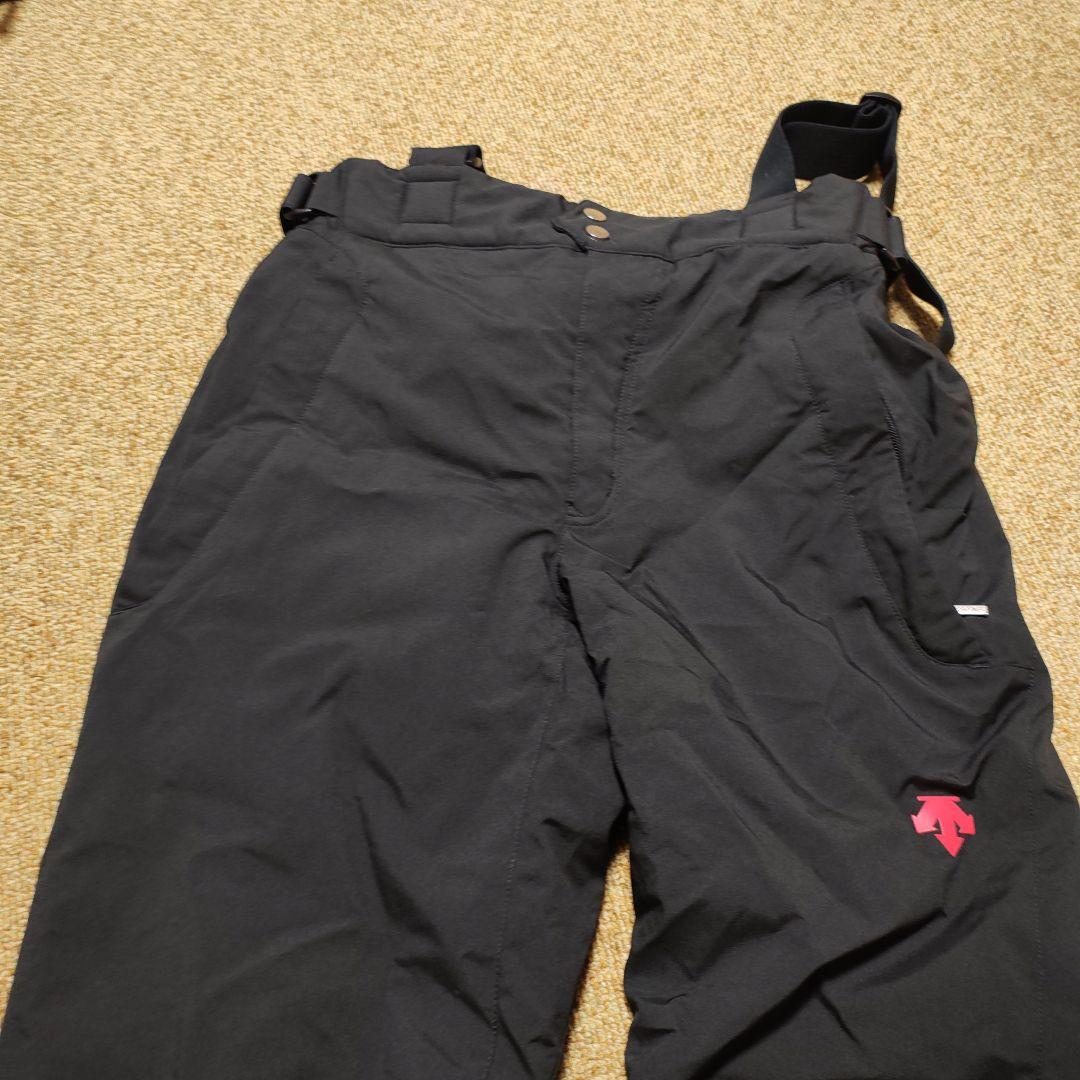 DESCENTE スキーウェア 上下セットLサイズ 黒・グレー