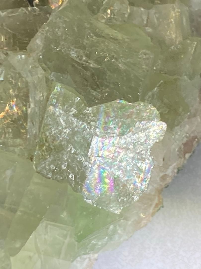 天使の水晶✨　グリーンアポフィライト　原石　クラスター　魚眼石