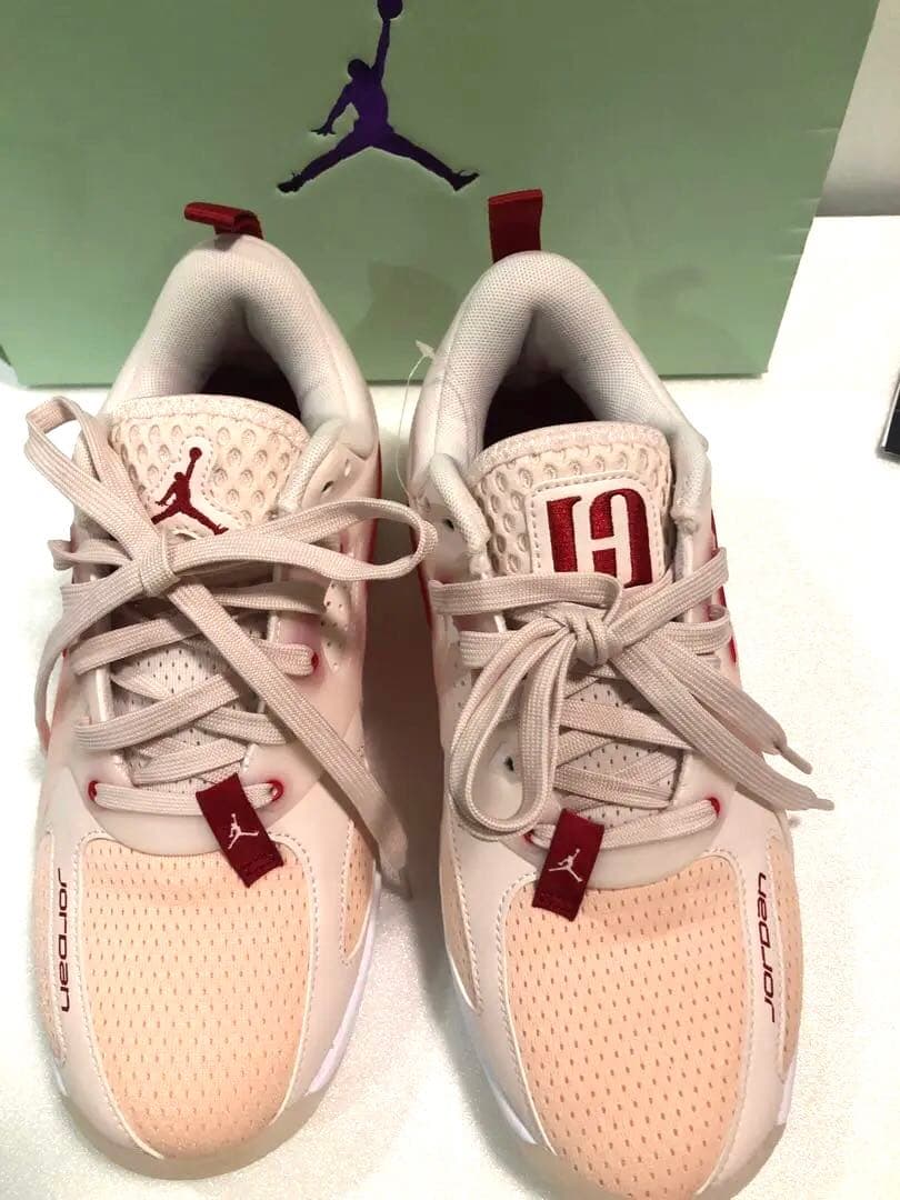 【新品】JORDAN バッシュ　25㎝