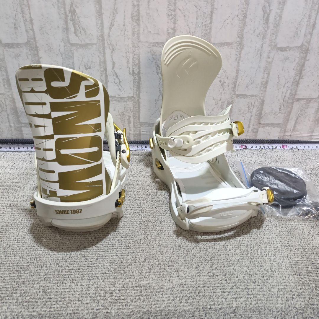 美品■FLUX TM Mサイズ ホワイトゴールド