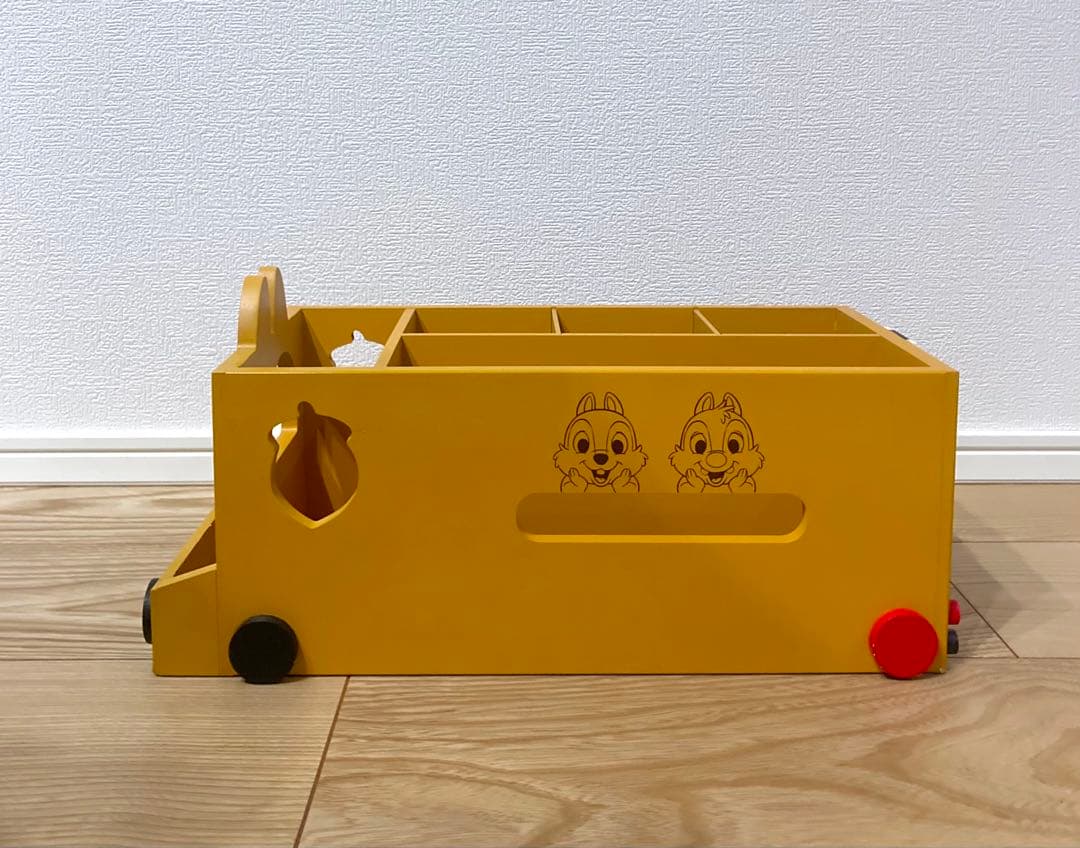 ディズニー　チップとデール　バス型卓上小物収納