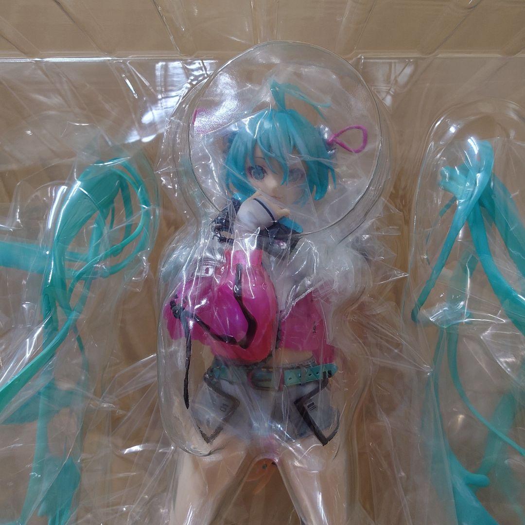 初音ミク with SOLWA 1/7スケールフィギュア