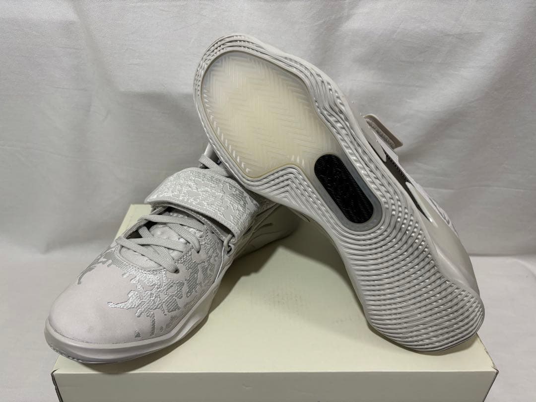 シューズ(男性用) nike jordan zion 3 se pf light bone 28