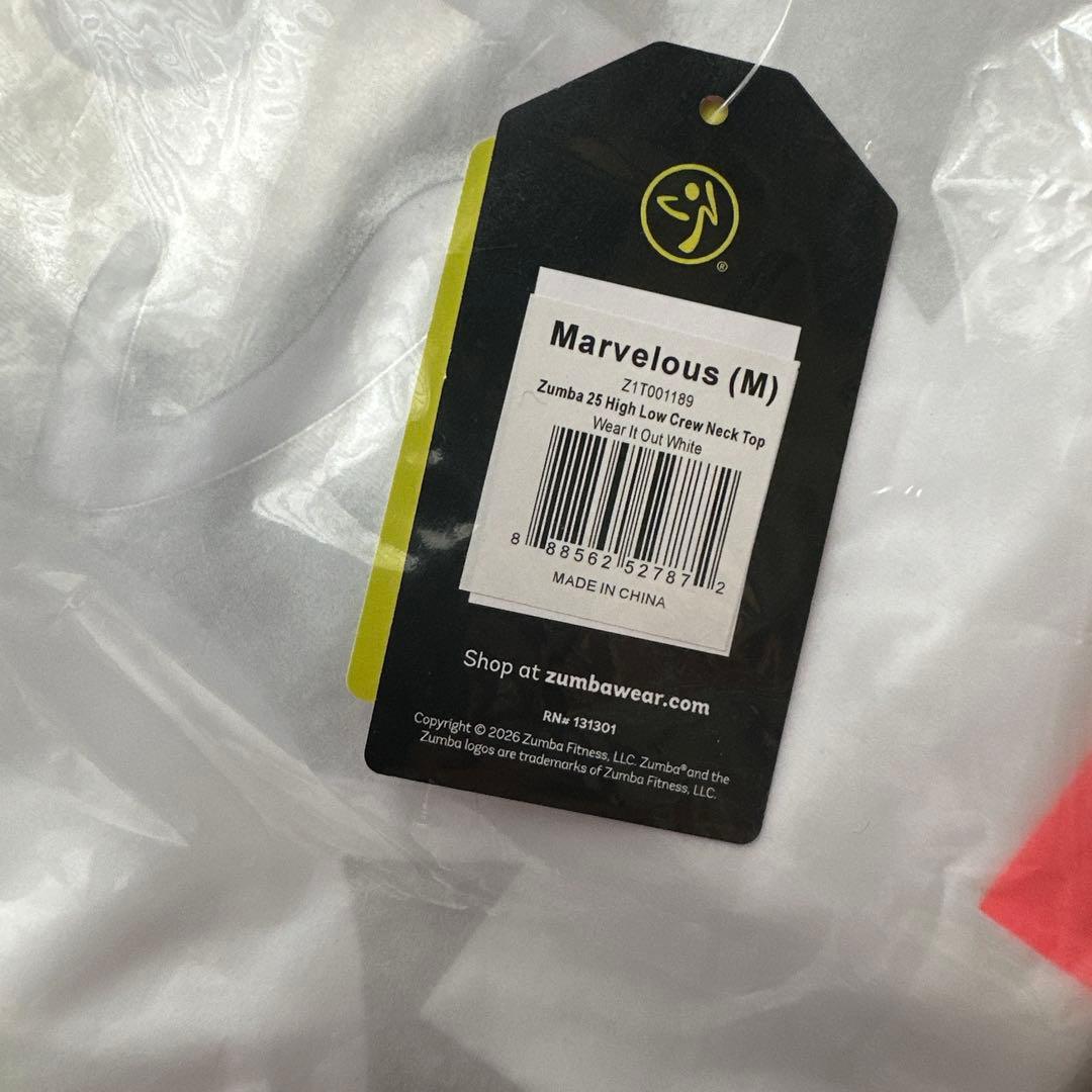 新品　正規品　ズンバ　ラスト　M Tシャツ
