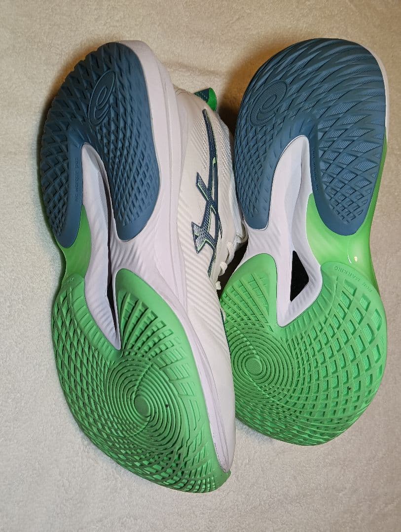 新品同様 ASICS メタライズ2 26.5 RISE2 アシ