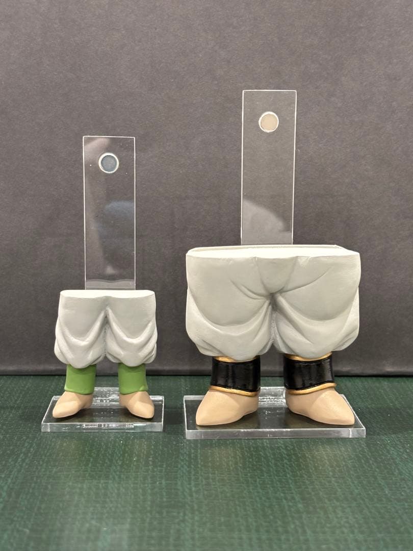 ドラゴンボール　一番くじ フィギュアマグネット専用 ジオラマ付きアクリル台座2種