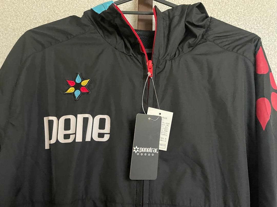 サッカー　フットサル　pene ウィンドブレーカー ピステL
