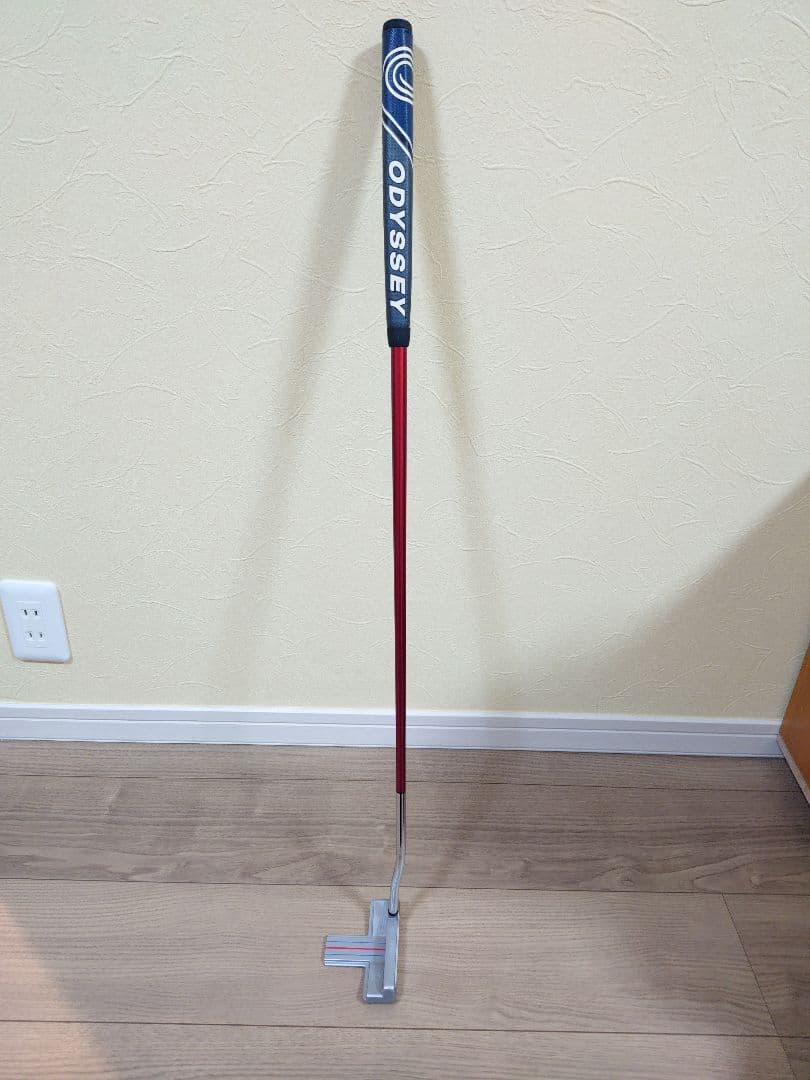 Odyssey White Hot OG Big-T Blade パター
