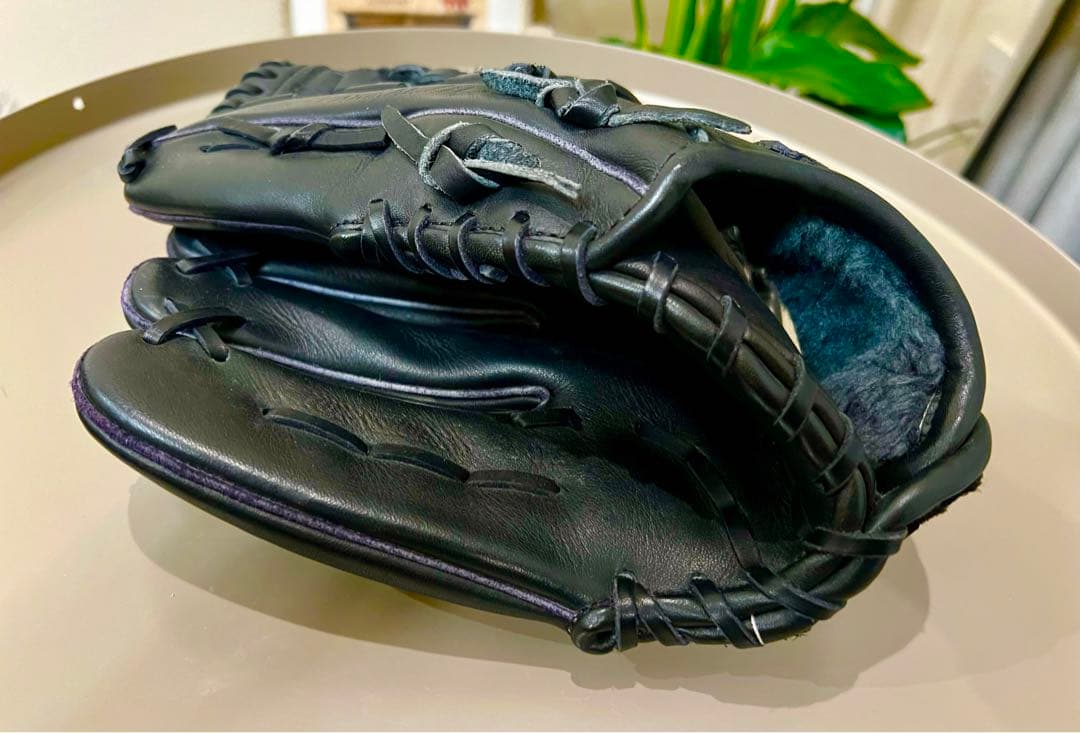 左利き用　ハイゴールド　野球グローブ（未使用品）
