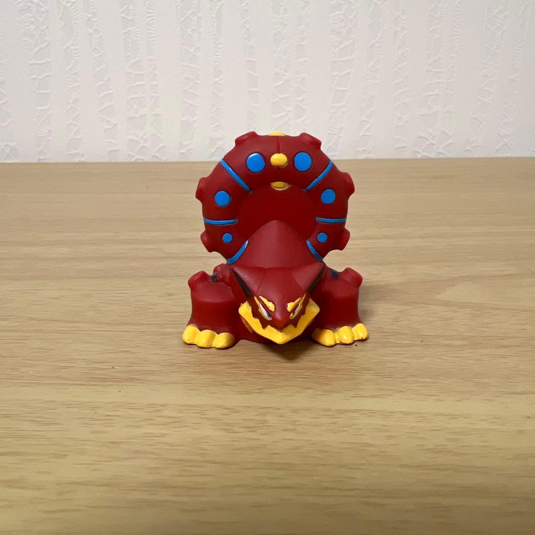 ボルケニオン　ポケモンキッズ　指人形　レア