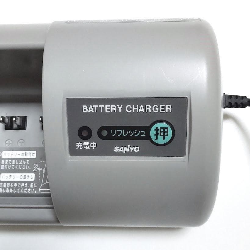 ★清掃済 美品 SANYO 電動ハイブリッド自転車専用 充電器 CY-PAA4
