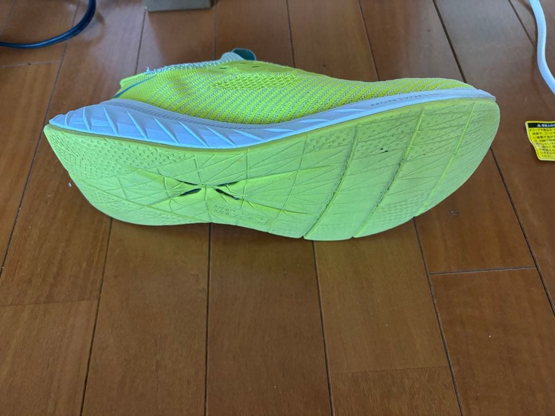 ホカ　hoka カーボンX3 26.5 数回のみ20キロ使用。 送料込みで