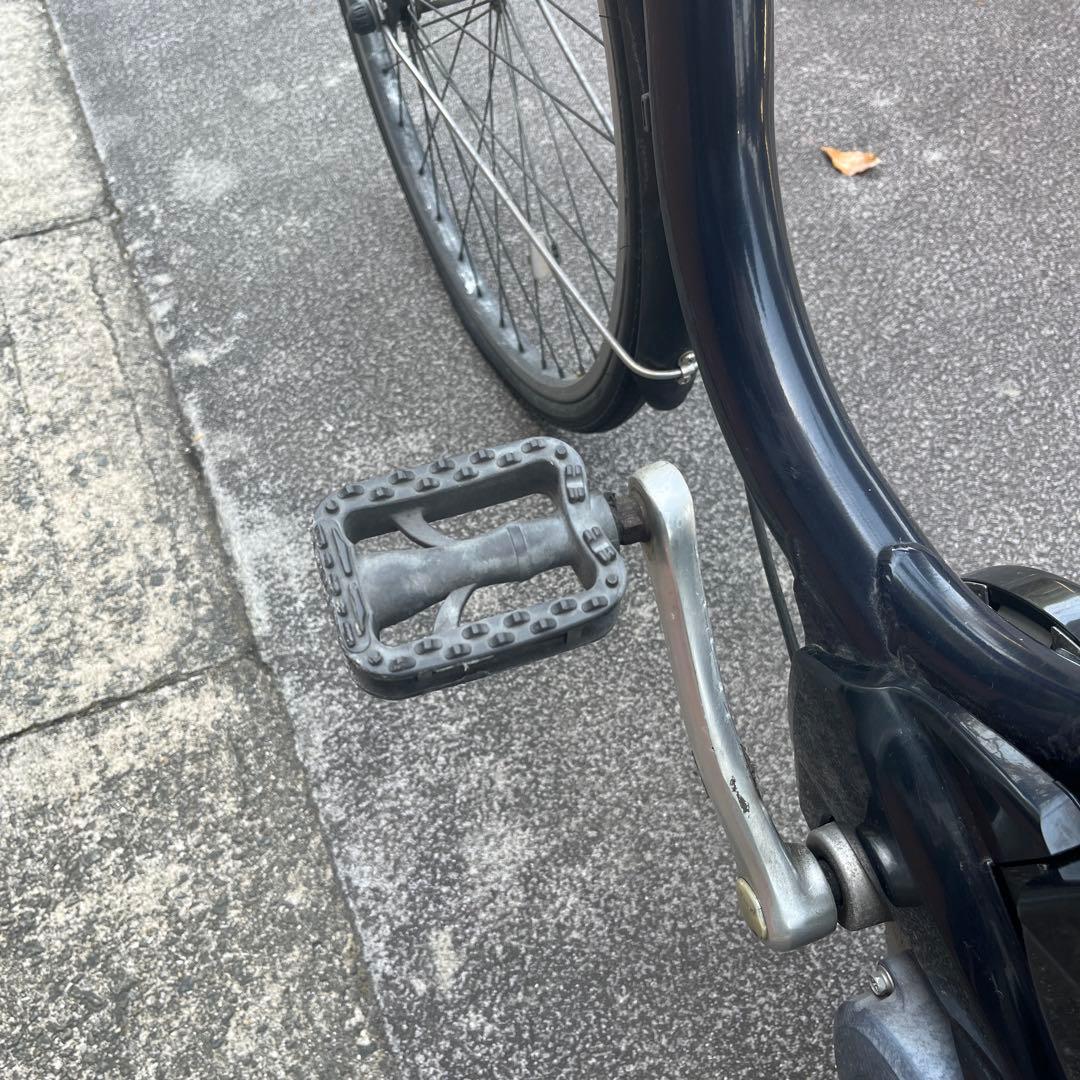 電動アシスト自転車 黒 前カゴ付き