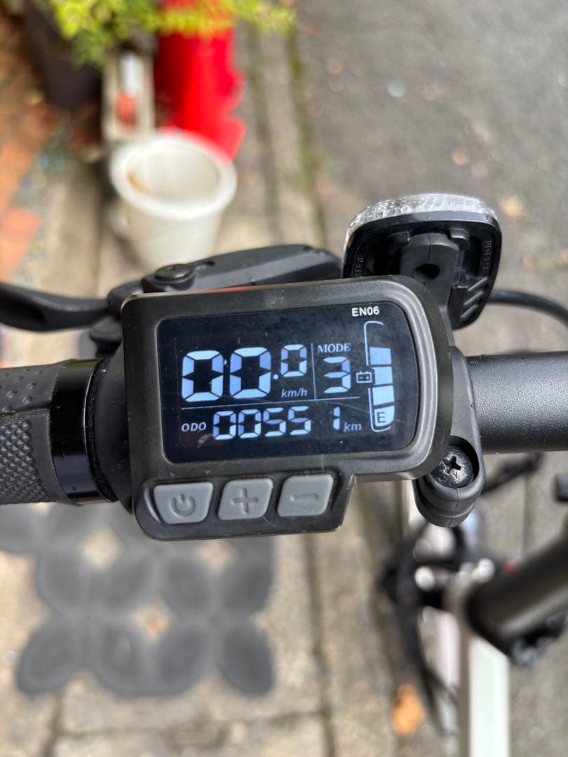 電動アシスト自転車 ERWAY A02
