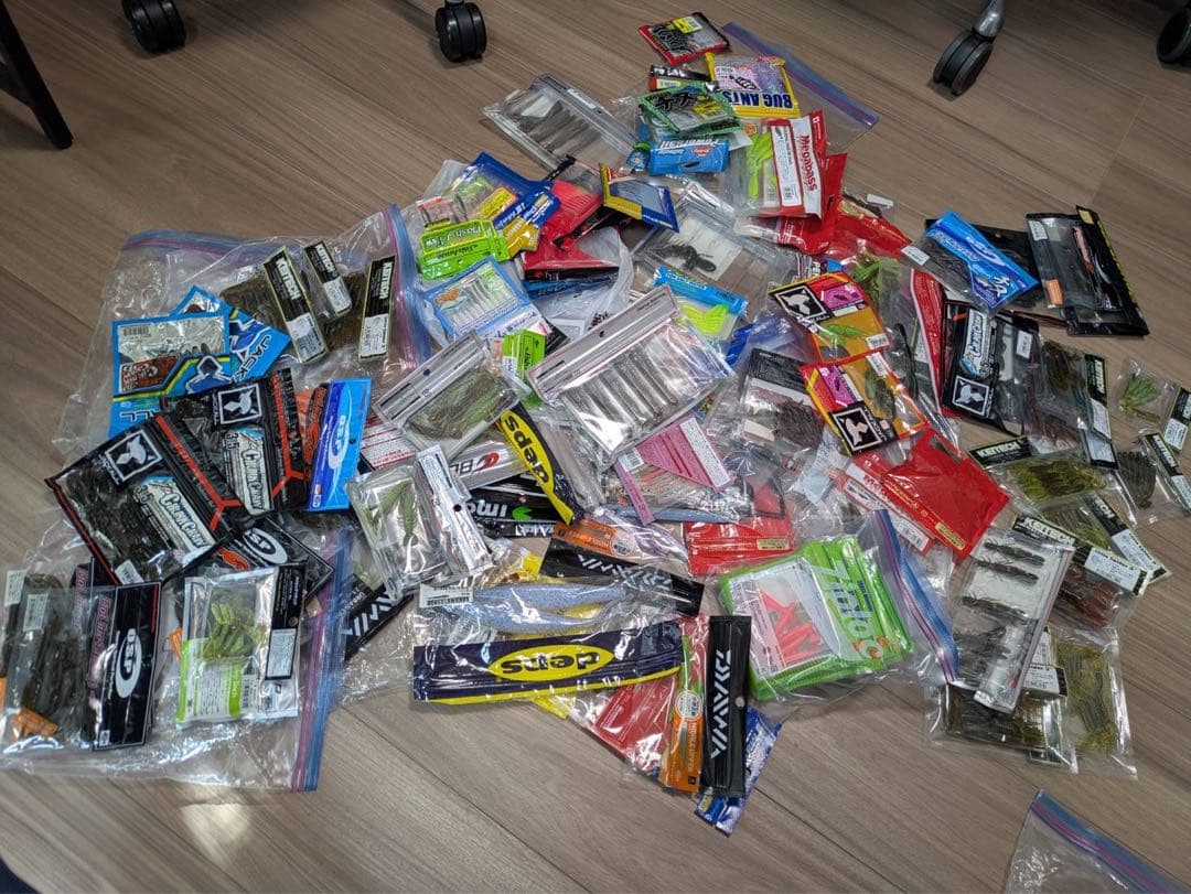 ワーム大量まとめ売り 約3kg KEITECH他 チニング アジング バス等
