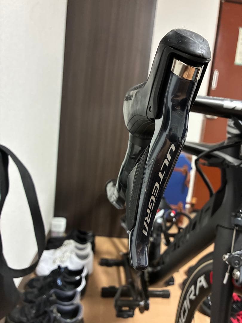 ロードバイク　トレック　エモンダ　ALR5 ホイール抜き