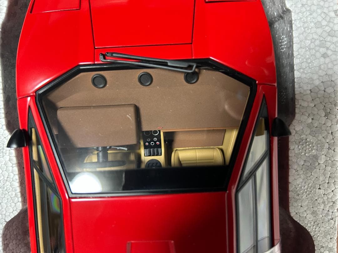 自動車 Autoart 1/18 Lamborghini Countach Red