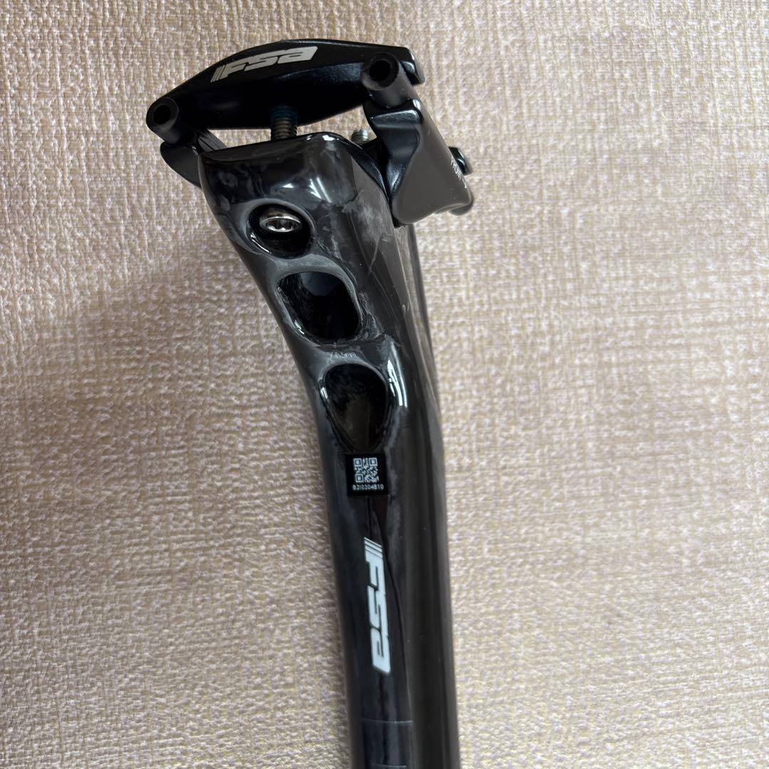 FSA K-FORCE LIGHT カーボンシートポストφ27.2mm